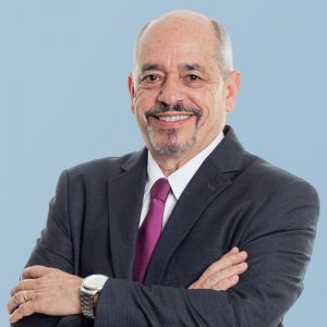 Dr. Ricardo Ciantelli - Especialista em Implantodontia
